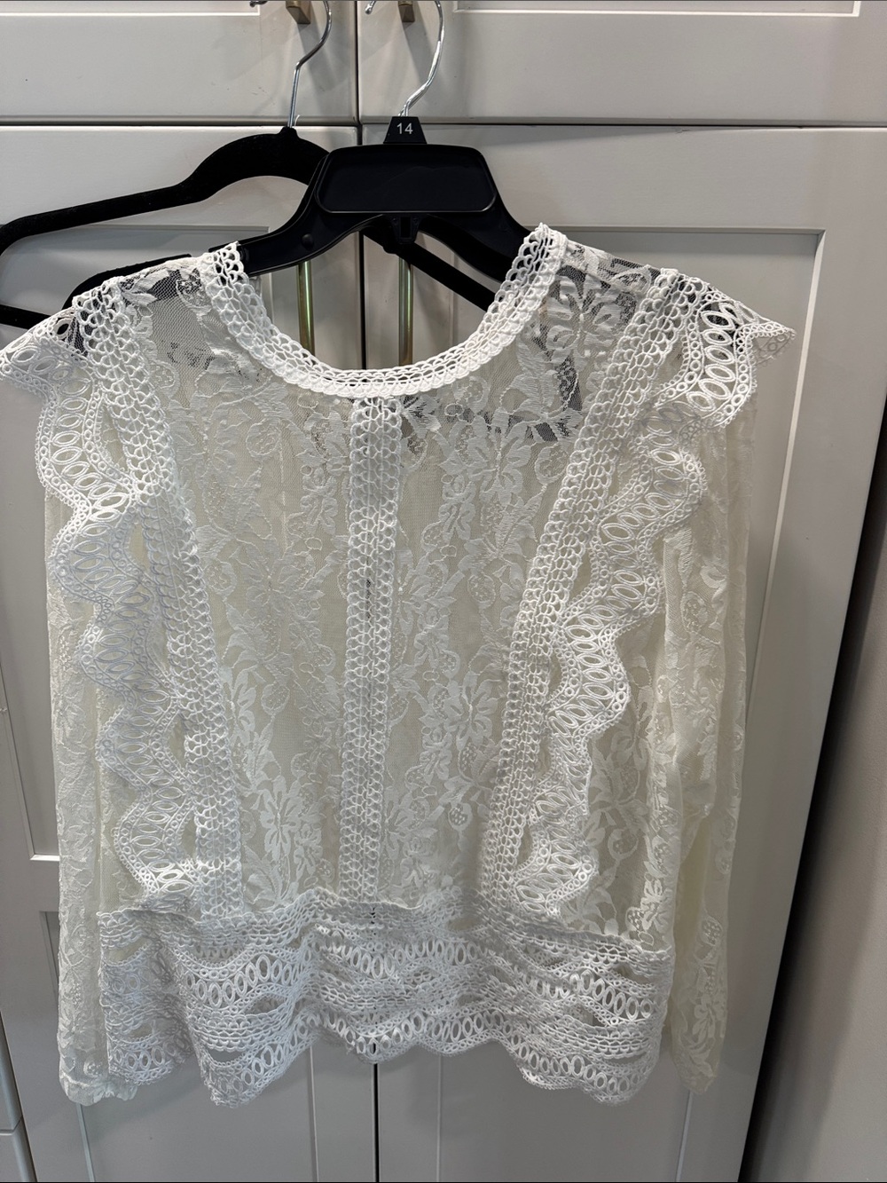 Adiva White Floral Lace Ruffle Top